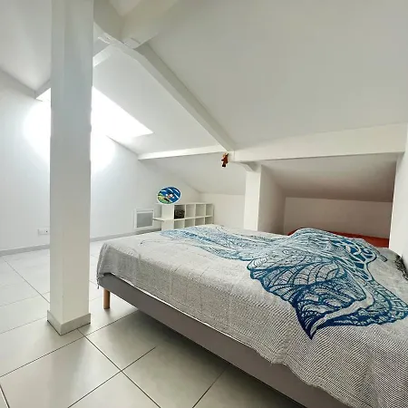 Apartament T3 Climatise Avec Terrasse A - Ideal Pour 4-5 Personnes, Proche Du Vieux Port - Fr-1-770-4